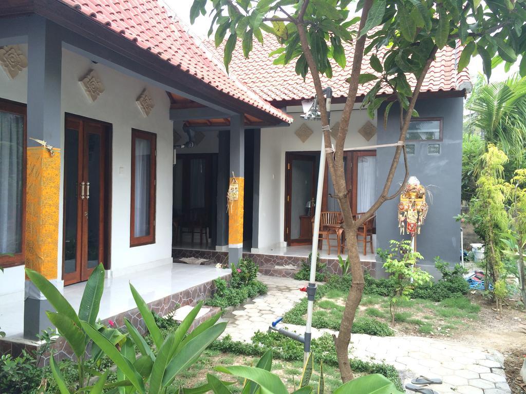 Linggy Homestay Nusa Lembongan  Exterior photo